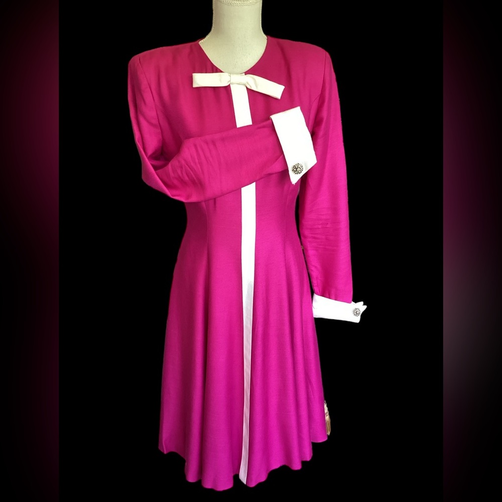 Vintage David Warren for Saks Fifth Avenue Fuchsia & White Dress. B30